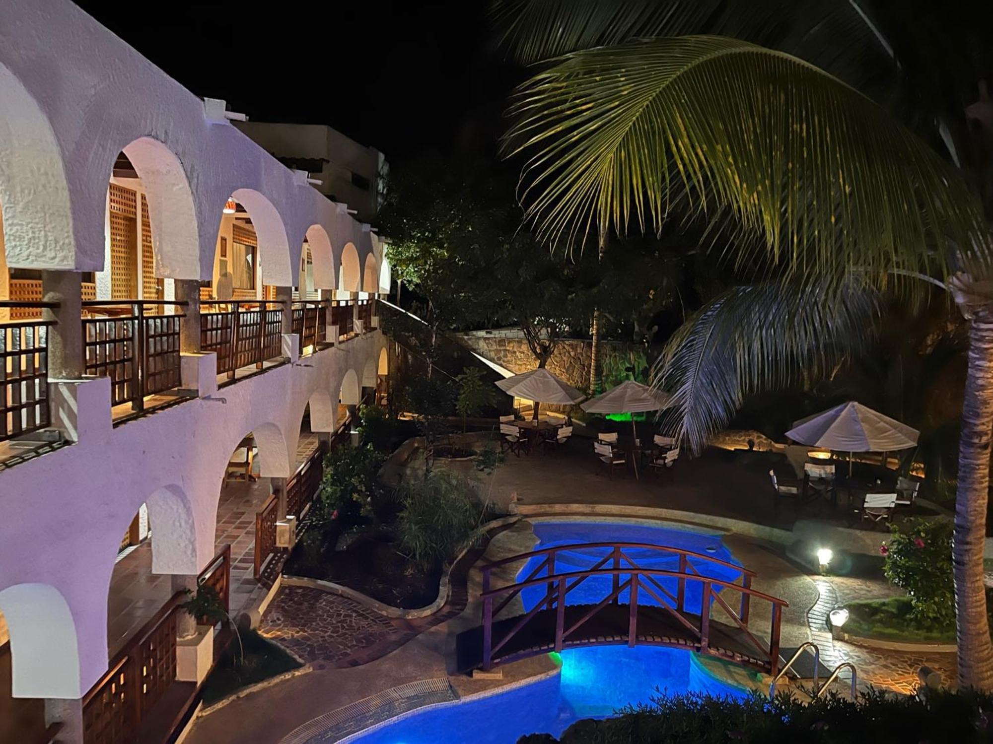 Hotel Silberstein Puerto Ayora  Exterior photo